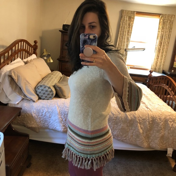 Calypso st. Barth knit, tasseled hoody. - Picture 4 of 8